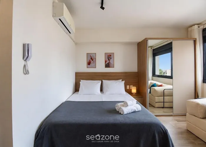Em Cond. C/ Piscina Lbo1009 Apartamento *